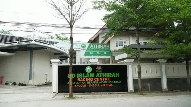 Kuota Bilingual Terpenuhi, SPMB SD Islam Athirah Racing Centre Sisakan Kursi Reguler