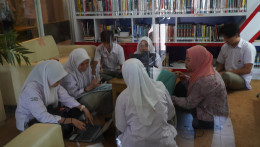 Perpustakaan SMA 
